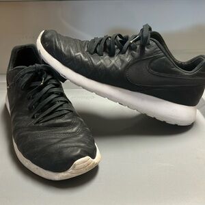 Mens Nike sneakers